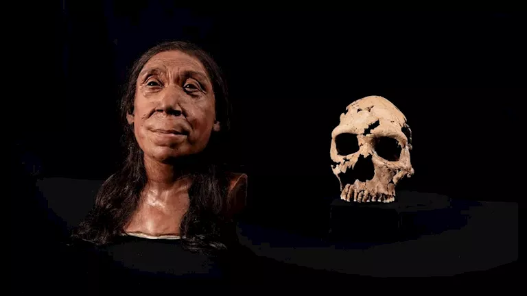 بينهما ملك مصري ومصاصة دماء.. 25 وجها أعيد إحياؤها من الماضي المذهل