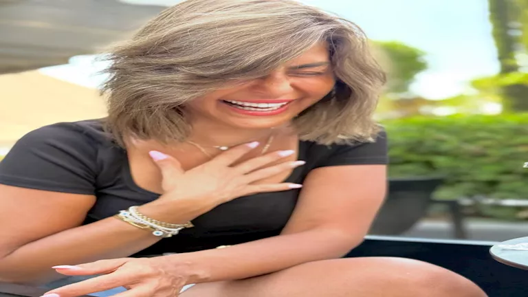 جيب قصيرة.. منة فضالي تنشر صورًا جديدة من أحدث ظهور لها