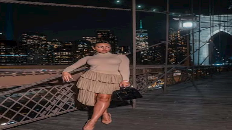 هوت شورت بوسي وفستان جورجينا ومايا دياب.. 25 صورة للنجمات آخر أيام الص