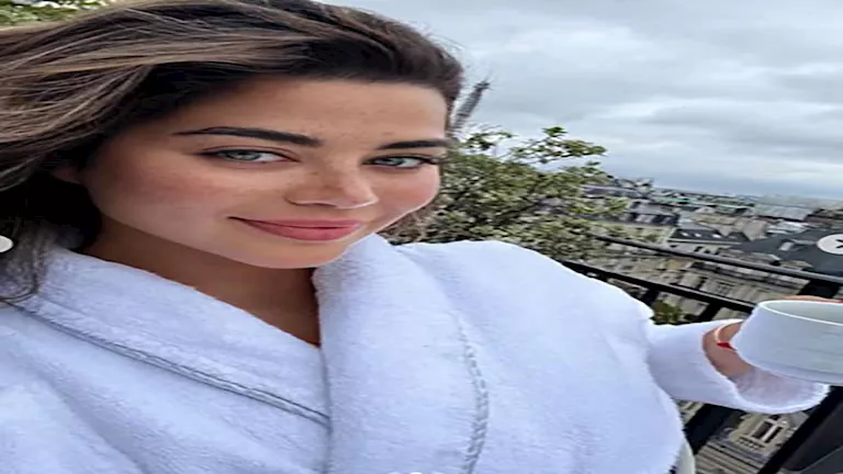 يارا السكري بـ “البورنس” في أحدث ظهور