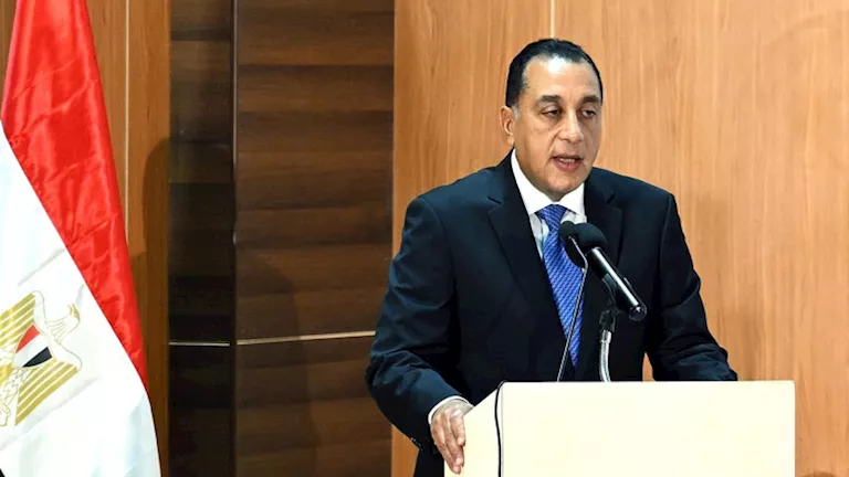 مدبولي يكشف رؤيته لتطوير وسط البلد بالتعاون مع القطاع الخاص