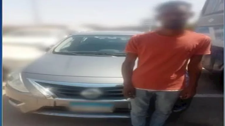 ضبط سائق يسير عكس الاتجاه بالقاهرة: “كنت عايز أختصر الطريق”