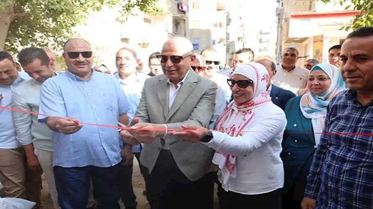 “المدارس الآمنة”.. محافظ المنيا يفتتح مدرسة الناصرية بحي أبو هلال بعد