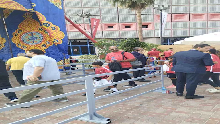 10 صور ترصد توافد أعضاء الأهلي على الجمعية العمومية للنادي