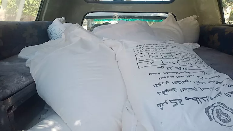 مباحث التموين تلاحق تجار “الدقيق المدعم” و8 طن في قضبة الأمن