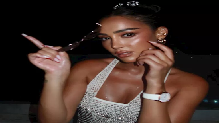 هوت شورت بسمة بوسيل بإطلالة جريئة في أحدث ظهور لها