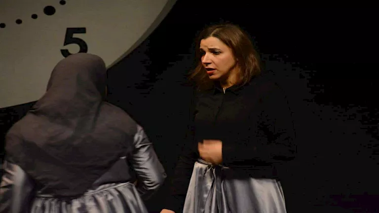 مخرج العرض السعودي “طوق” يعلق على مشاركته في “القاهرة للمسرح التجريبي”