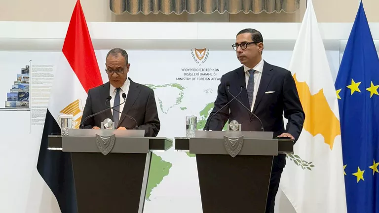 وزير الخارجية لنظيره القبرصي: نرفض جرائم الإبادة والتجويع بحق الفلسطين