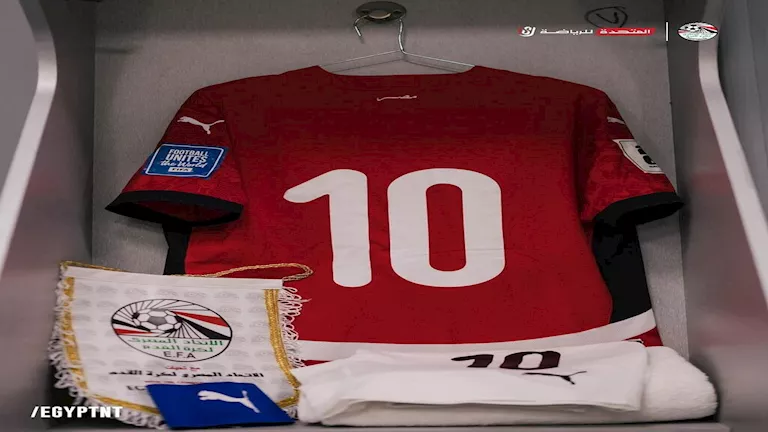 5 صور لـ غرفة ملابس منتخب مصر قبل مواجهة إثيوبيا