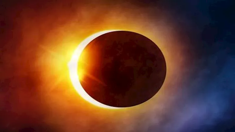 خسوف القمر الكلي النادر.. توقيتات الرؤية بتسلسل المراحل