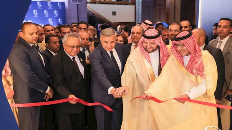 بالصور.. مكتبة الإسكندرية تفتتح معرض “طلال.. تاريخ تقرأه الأجيال”