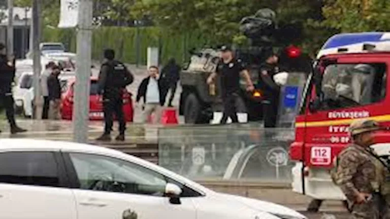 مقتل شخصين في هجوم مسلح على مركز شرطة بتركيا