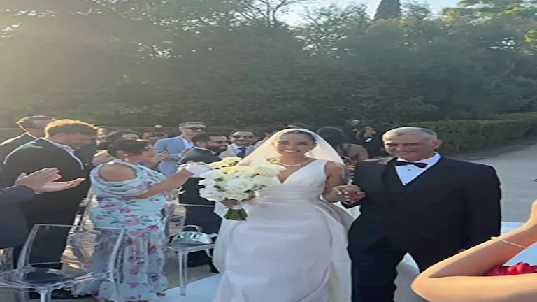 خطفت الأنظار في حفل زفافها.. من هي البلوجر حصة الصانع؟