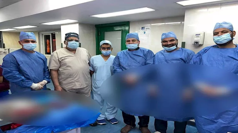 إنجاز طبي بسوهاج.. جراحة دقيقة تنقذ مُسنًا من أخطر أورام البنكرياس