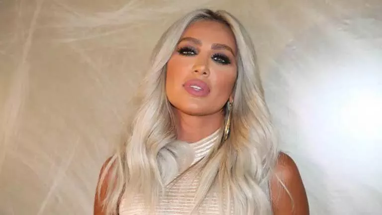 جريء وشفاف.. مايا دياب بإطلالة ملفتة في أحدث ظهور