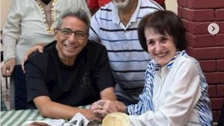 أحدث ظهور لـ سميرة أحمد مع محمود سعد بعد غياب.. والجمهور: قمر ووحشتنا