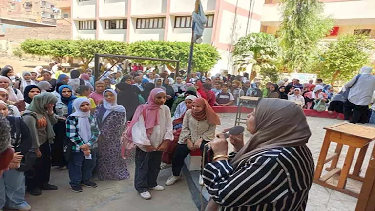 “تعليم أسيوط” تستعد للعام الدراسي الجديد بمعسكرات تعريفية وتوعية بنظام