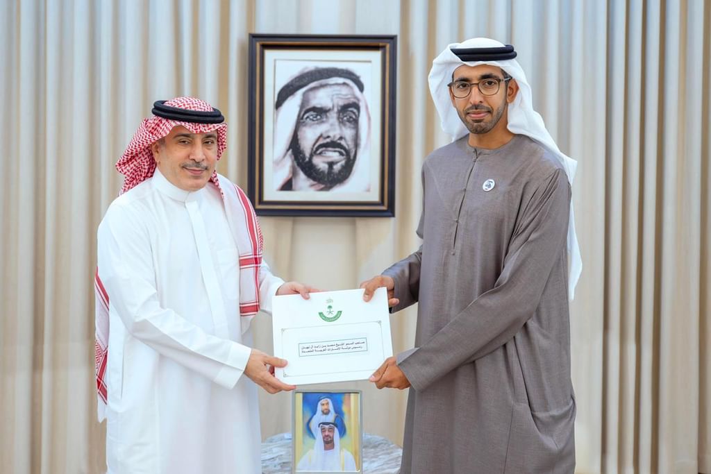 رئيس الدولة يتلقى رسالة خطية من ولي عهد السعودية تضمنت دعوة لمشاركة الإمارات في معرض إكسبو الرياض 2030