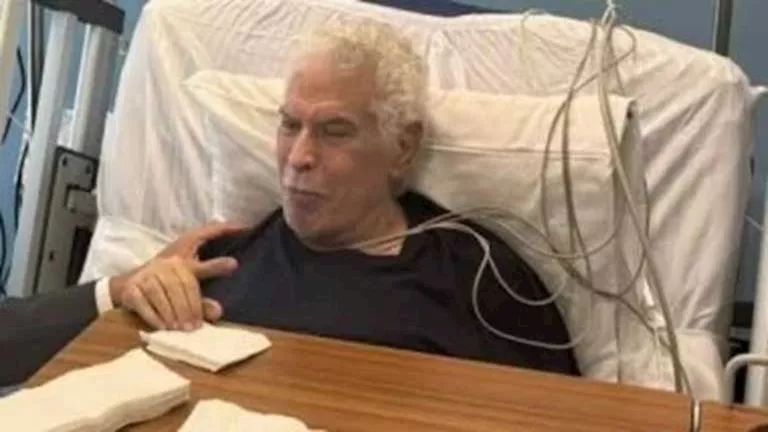 ثنائي الزمالك يزور حسن شحاتة في المستشفى