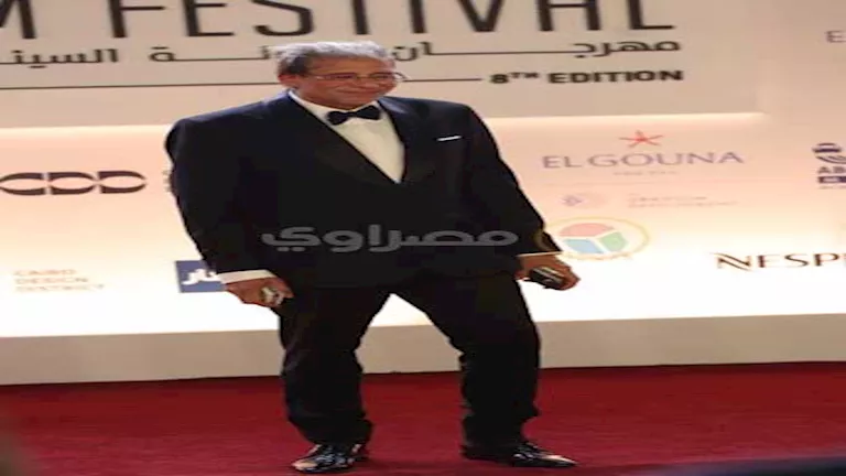 صور- خالد يوسف يصل حفل افتتاح مهرجان الجونة السينمائي