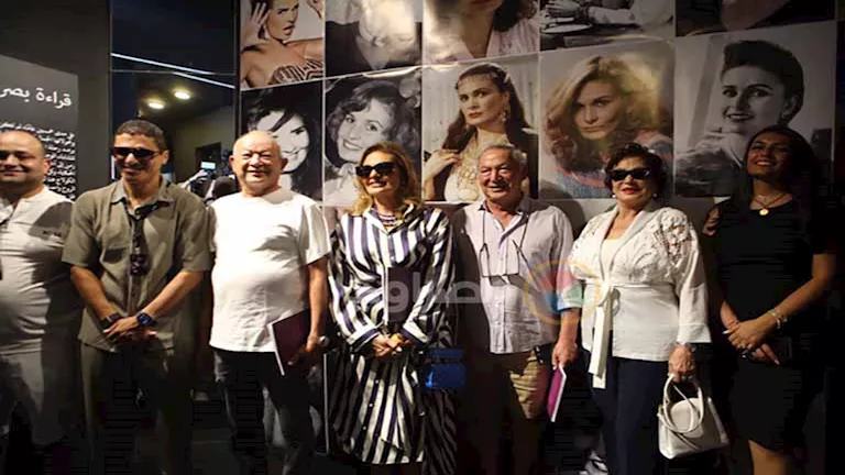 بحضور نجوم الفن.. يسرا تفتتح معرضها في مهرجان الجونة السينمائي احتفالا