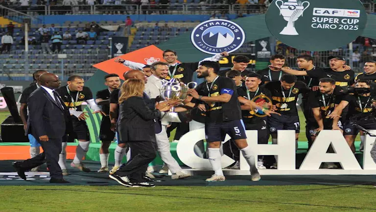 خزينة بيراميدز تنتعش بمبلغ ضخم بعد التتويج بأكثر من لقب قاري