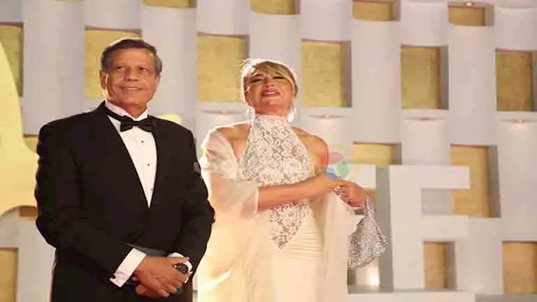 إيناس الدغيدي ورانيا يوسف وهادي الباجوري.. عرسان الفن يتألقون في مهرجا