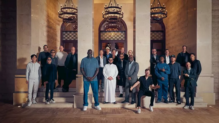 شاروخان ومستر بيست.. نجوم العالم مع تركي آل الشيخ في موسم الرياض