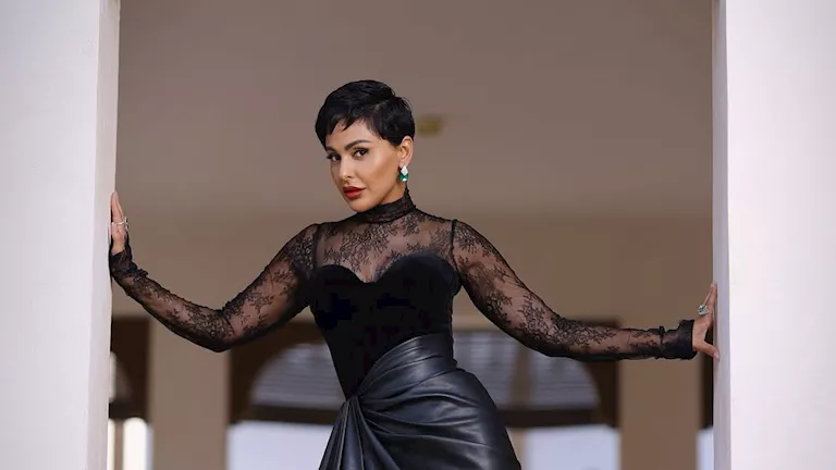 ميس حمدان تنشر جلسة تصوير بإطلالة حفل ختام مهرجان الجونة وتغلق التعليق