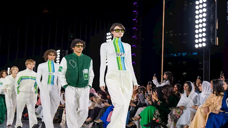 الخطوط السعودية تطلق علامة الأزياء الراقية “SV by Saudia” ضمن أسبوع ال