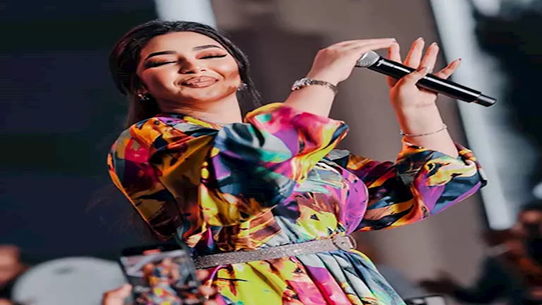 بعد أزمتها الأخيرة.. 20 صورة لأبرز إطلالات المطربة رحمة محسن