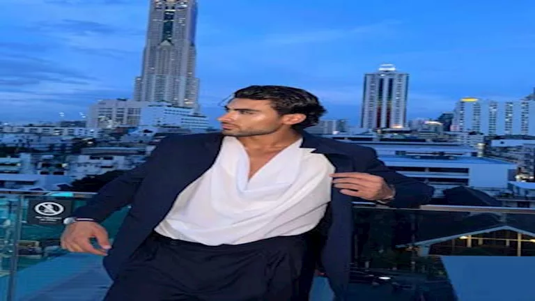 خطف الأنظار بمظهره الجذاب.. 16 صورة لـ أجمل إطلالات ملك جمال لبنان 202