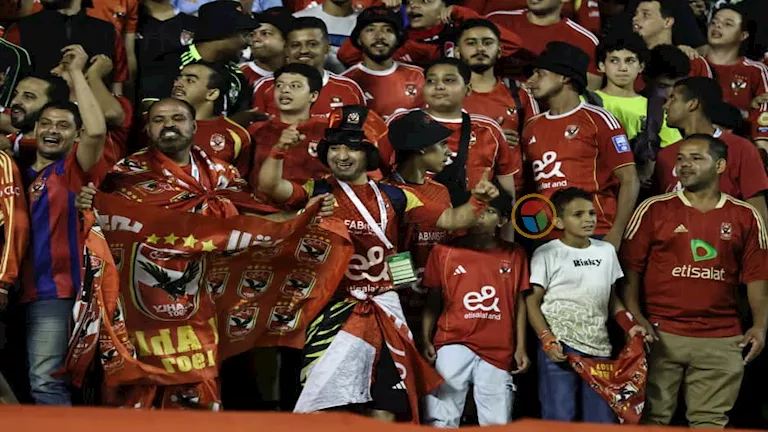 رسالة خاصة من جماهير الأهلي للاعبي الفريق خلال مباراة كهرباء الإسماعيل