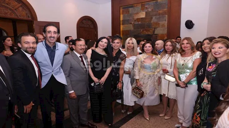 مجدي الجلاد وخالد مجاهد يشاركان في حفل زفاف نجل الفنان هاني رمزي