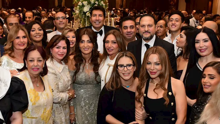 دنيا عبدالعزيز تهنئ هاني رمزي بزفاف نجله شادي: “ربنا يسعده ويحفظه”