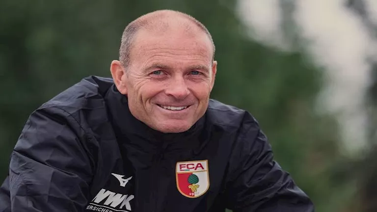 أرقام جيس ثروب مدرب الأهلي الجديد