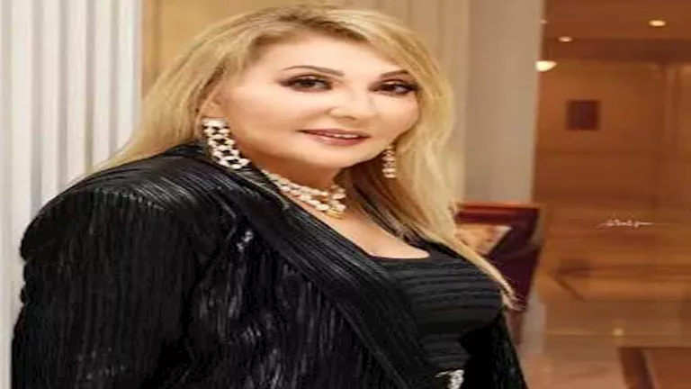 “أنيقة”.. أحدث ظهور لـ نادية الجندي والجمهور: “الكاريزما والقبول” (صور