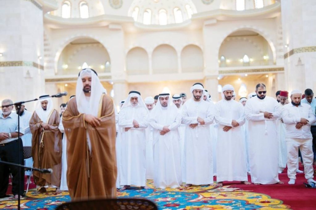 أداء صلاة الاستسقاء في مساجد الإمارات