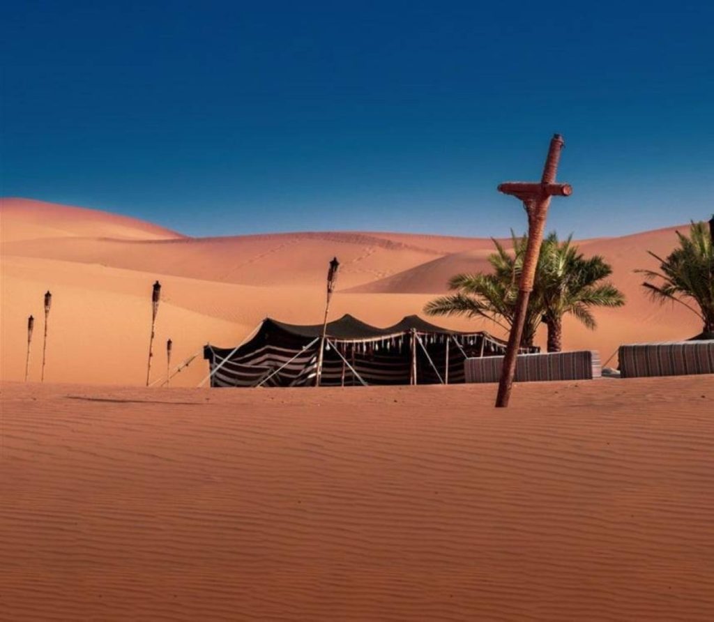 بلدية أم القيوين تبدأ استقبال طلبات تصاريح المخيمات الشتوية