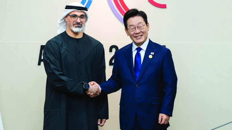 خالد بن محمد ورئيس كوريا يبحثان التعاون في الطاقة النظيفة والذكاء الاصطناعي
