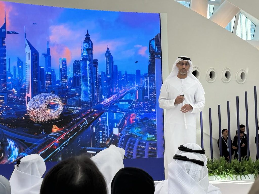 الإنسان يقضي 90% من وقته داخل أبنية مغلقة ودمج عناصر الطبيعة ضرورة للمدن الذكية