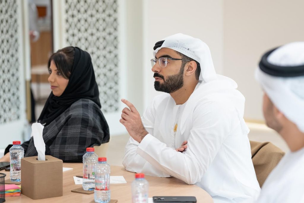 مجلس تنافسية الكوادر الإماراتية يفتح باب التسجيل للدورة الثالثة من برنامج “قيادات نافس”