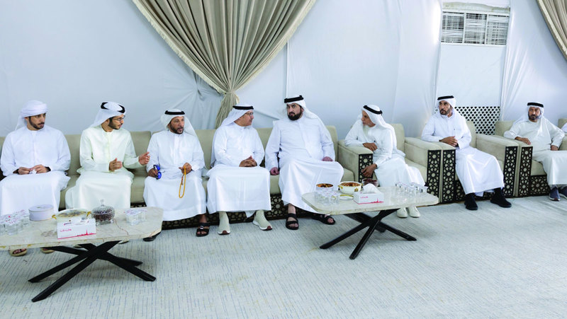 أحمد بن محمد يقدم واجب العزاء في وفاة محمد مبارك خلفان بن خرباش