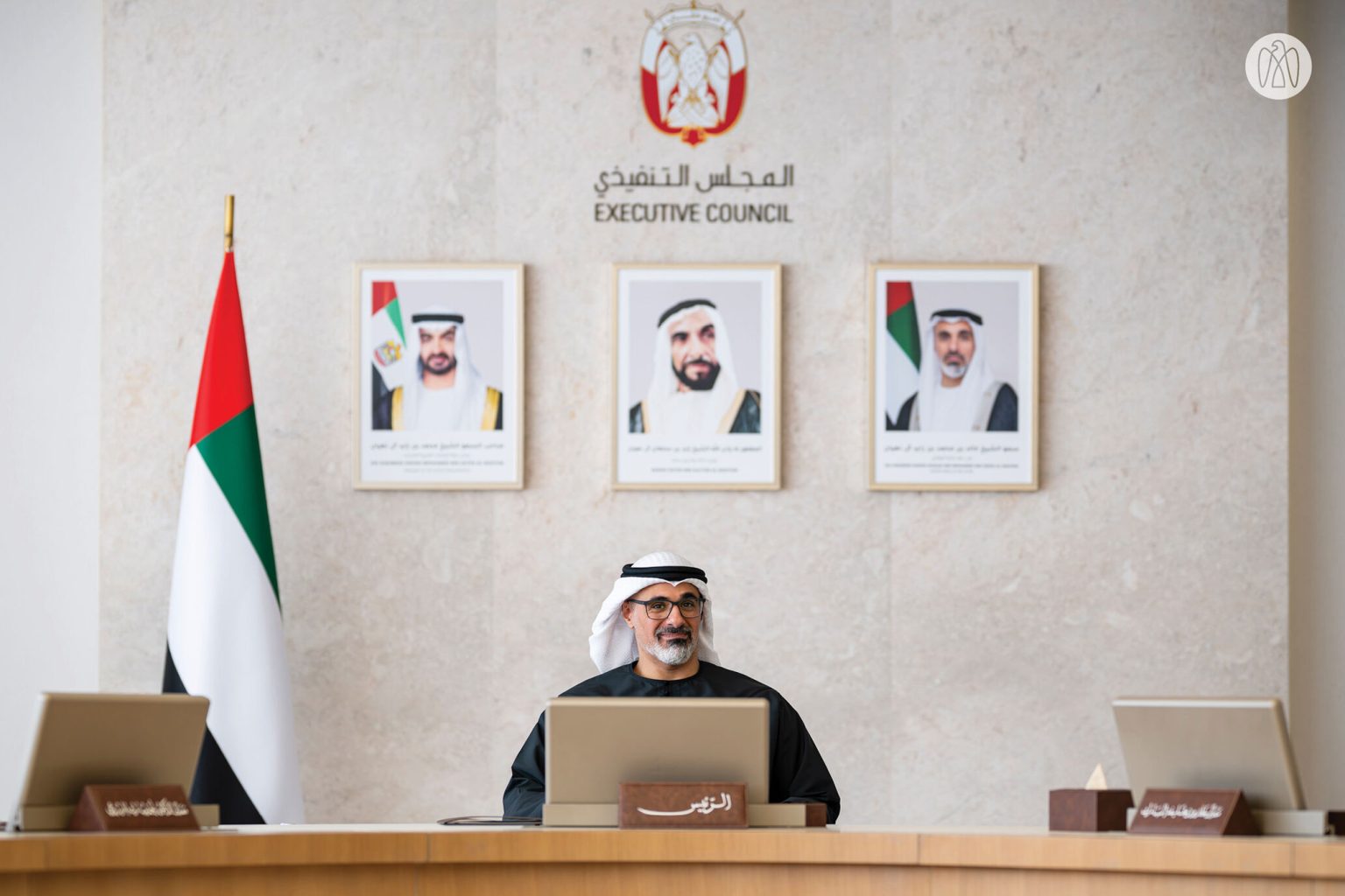 خالد بن محمد بن زايد يوجّه بإتاحة التصرّف في المنح السكنية للمواطنين بين الأزواج والأقارب من الدرجة الأولى وفق ضوابط محددة