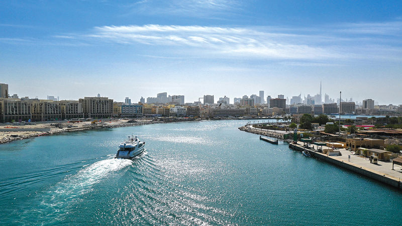 طقس غائم وأمطار خفيفة حتى الثلاثاء