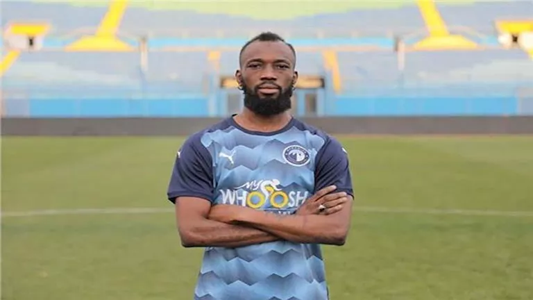 بيراميدز يعلن تفاصيل إصابة بلاتي توريه قبل السوبر المصري