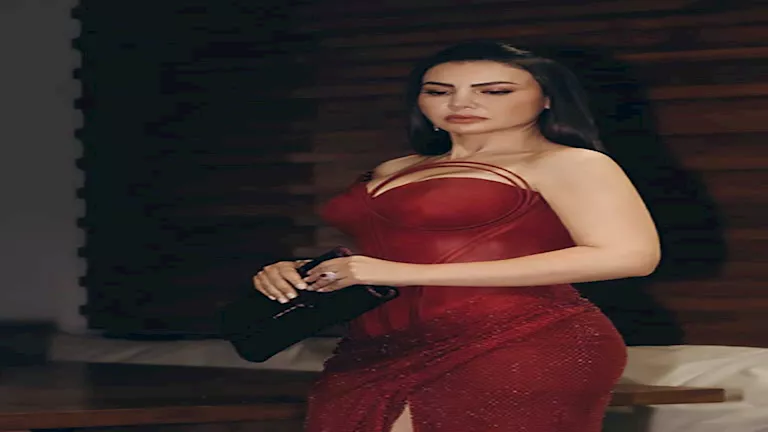 دينا فؤاد تتألق بفستان “أحمر ناري” وتعلق: “القوة ليست في العضلات”