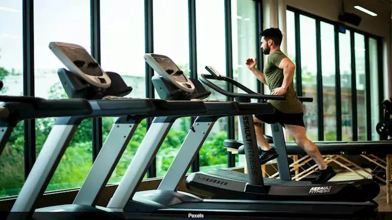 جائزة غير متوقعة من جيم صيني لمن يخسر 50 كيلوجرام خلال 3 أشهر