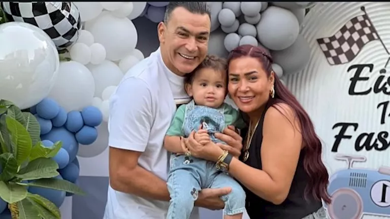 “حياتي اختلفت تماماً”.. الحضري يحتفل بعيد ميلاد حفيده برسالة وصورة