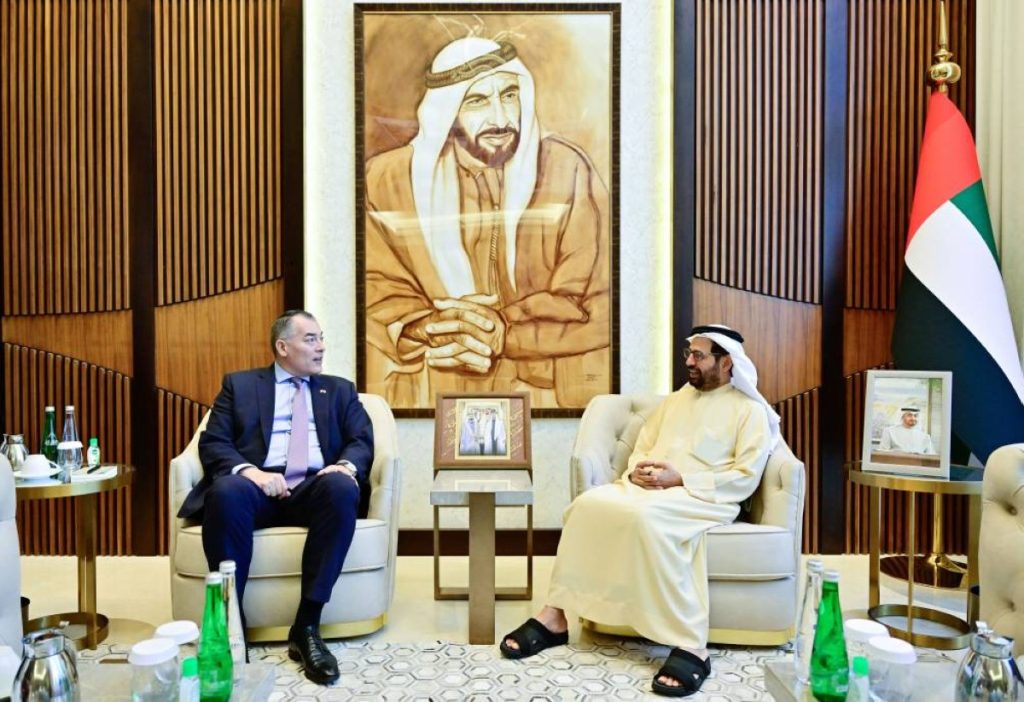 الإمارات وسويسرا تبحثان العلاقات الثنائية ومستجدات القرن الأفريقي